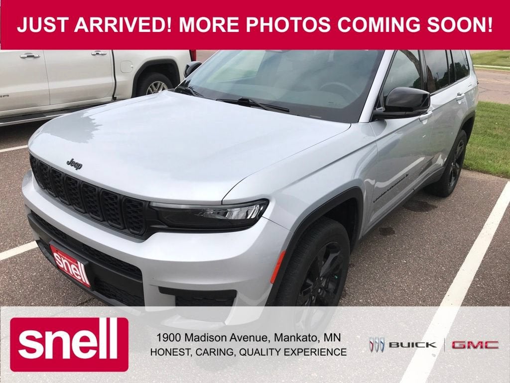 2022 Jeep Grand Cherokee L Altitude
