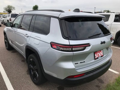 2022 Jeep Grand Cherokee L Altitude