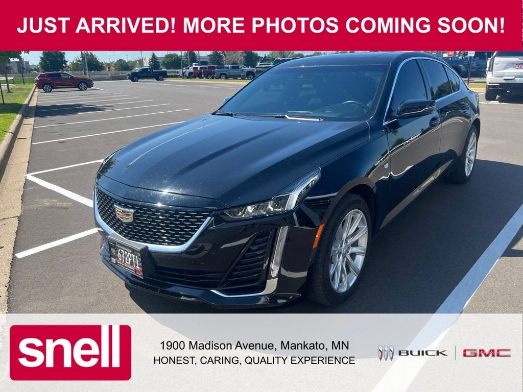 2022 Cadillac CT5 Luxury