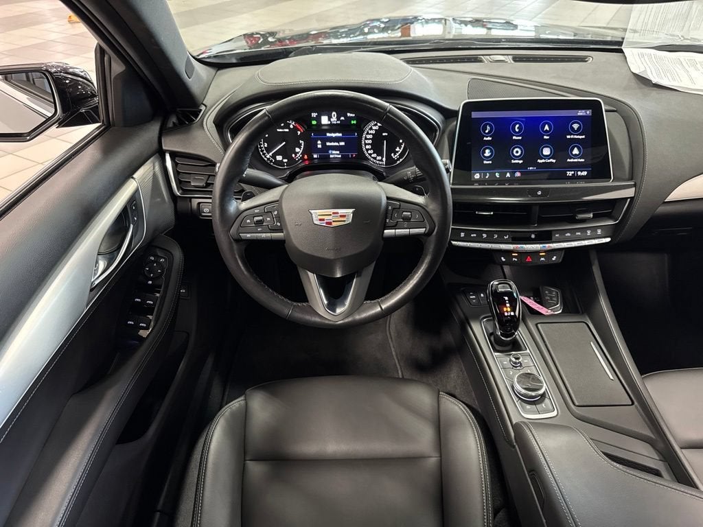 2022 Cadillac CT5 Luxury