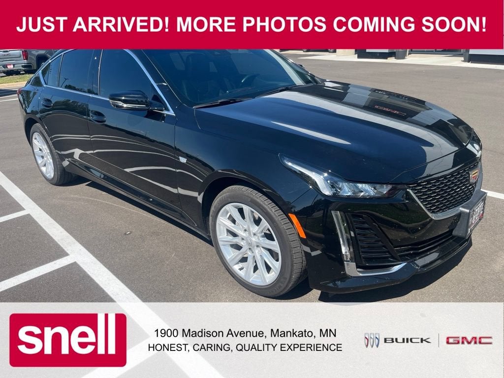 2022 Cadillac CT5 Luxury