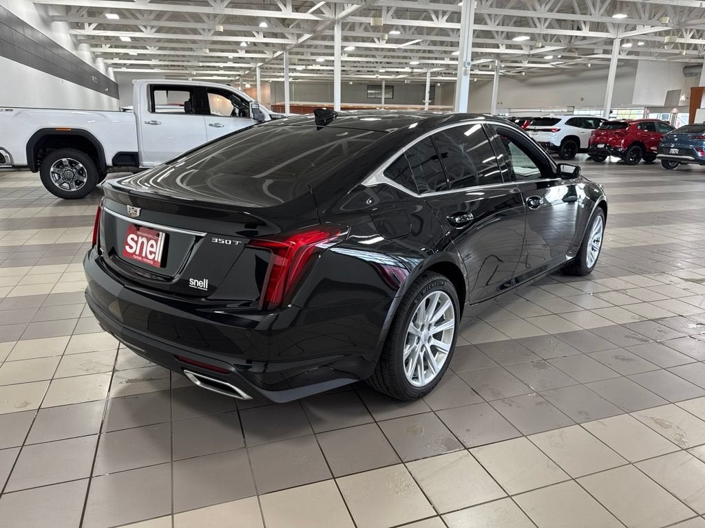 2022 Cadillac CT5 Luxury