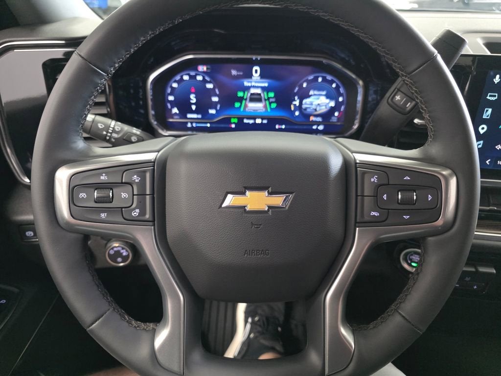 2025 Chevrolet Silverado 1500 LT (2FL)