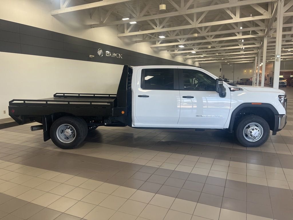 2026 GMC Sierra 3500 HD Chassis Cab Pro