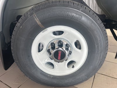 2026 GMC Savana Passenger LT