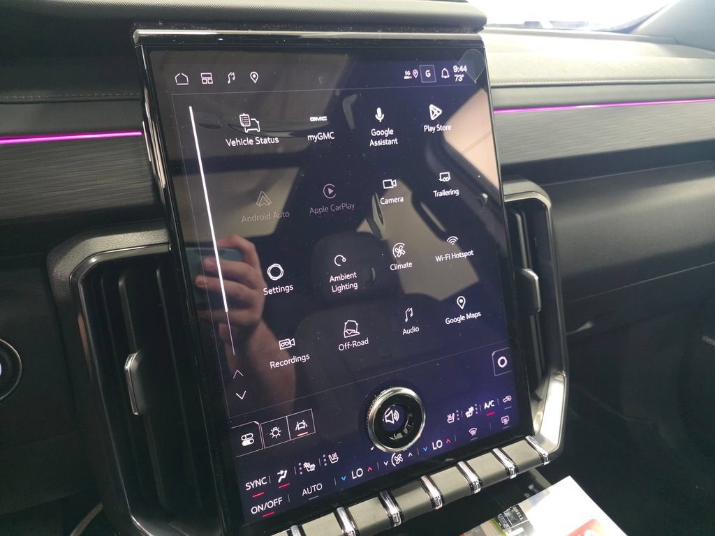 2027 GMC Acadia AT4