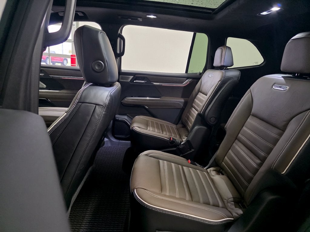 2027 GMC Acadia Denali Ultimate