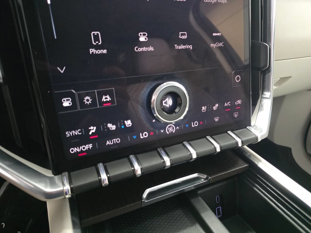 2024 GMC Acadia Denali