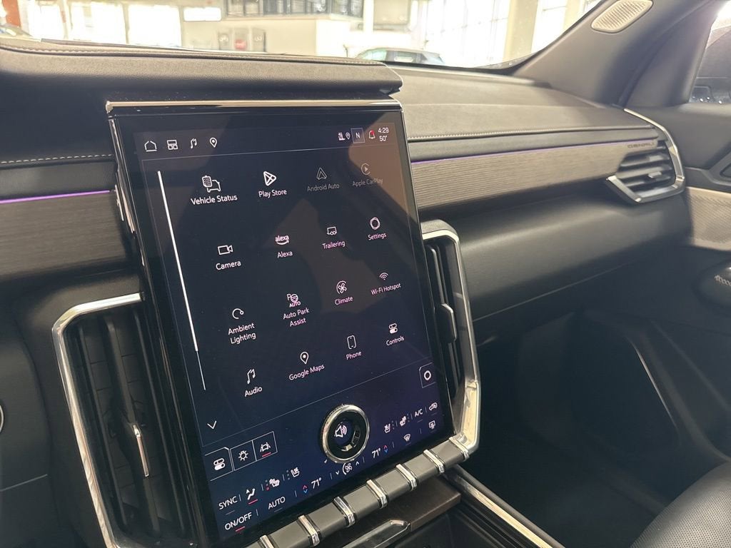 2024 GMC Acadia Denali