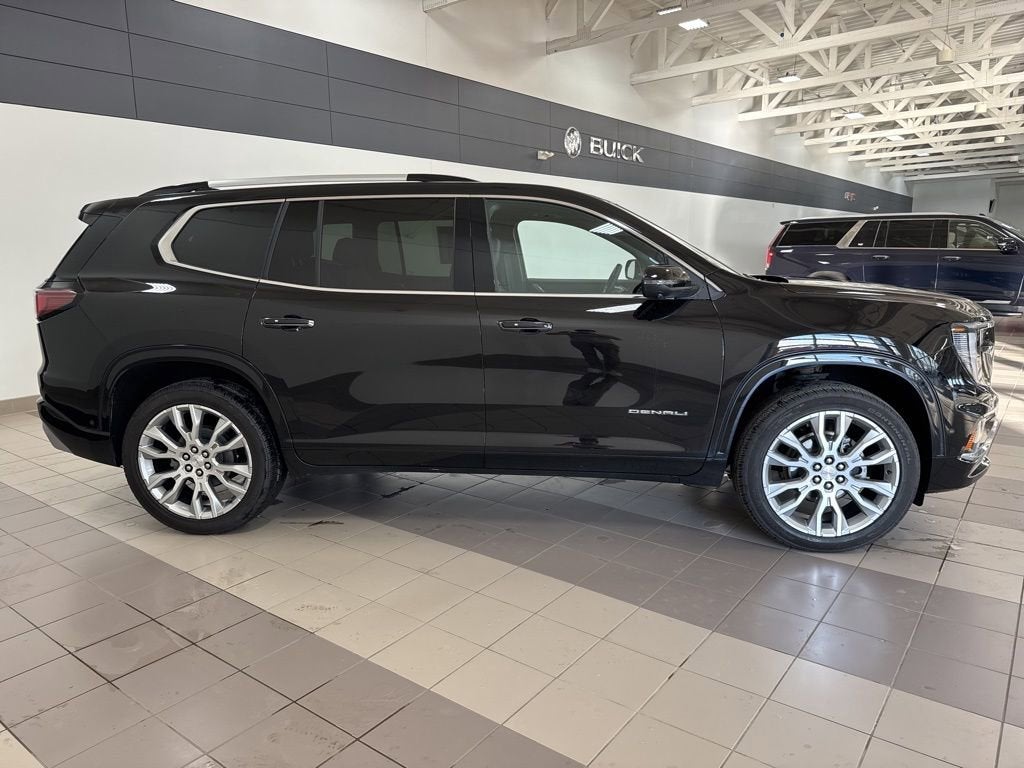 2024 GMC Acadia Denali