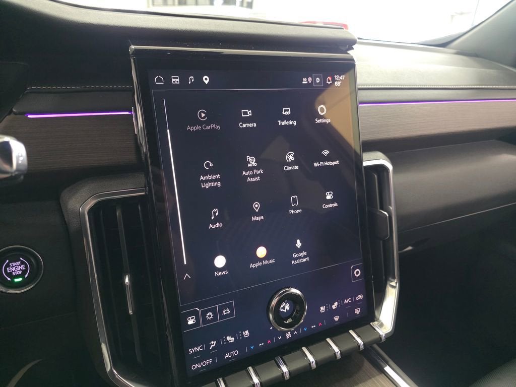 2025 GMC Acadia Denali