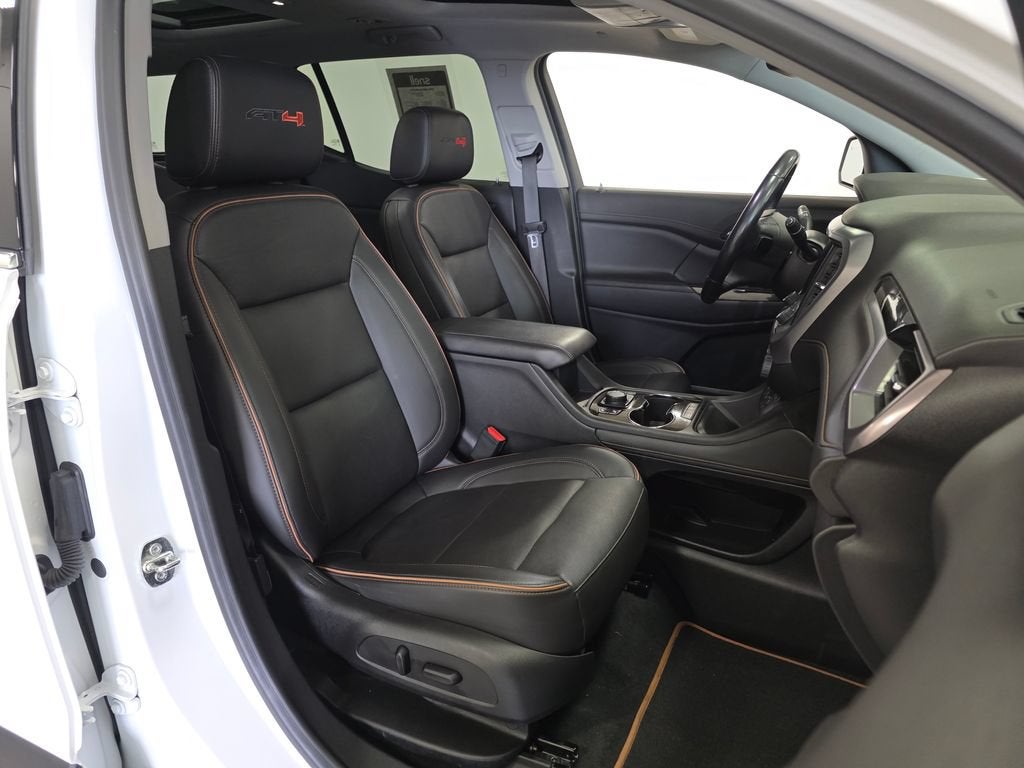 2021 GMC Acadia AT4