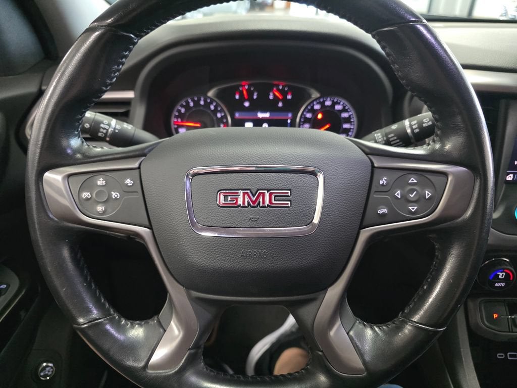 2021 GMC Acadia AT4
