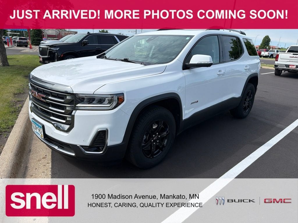 2021 GMC Acadia AT4