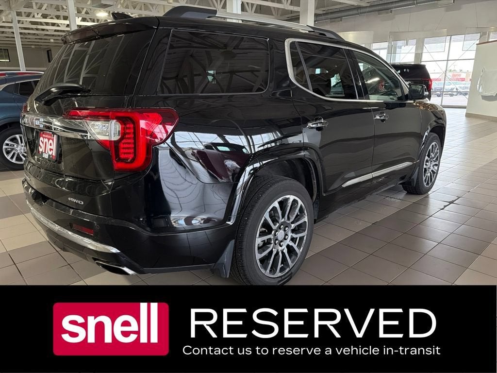 2020 GMC Acadia Denali