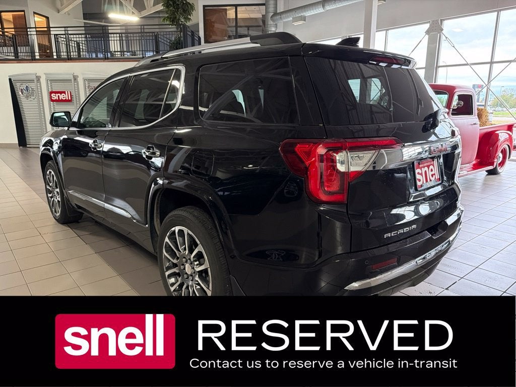 2020 GMC Acadia Denali