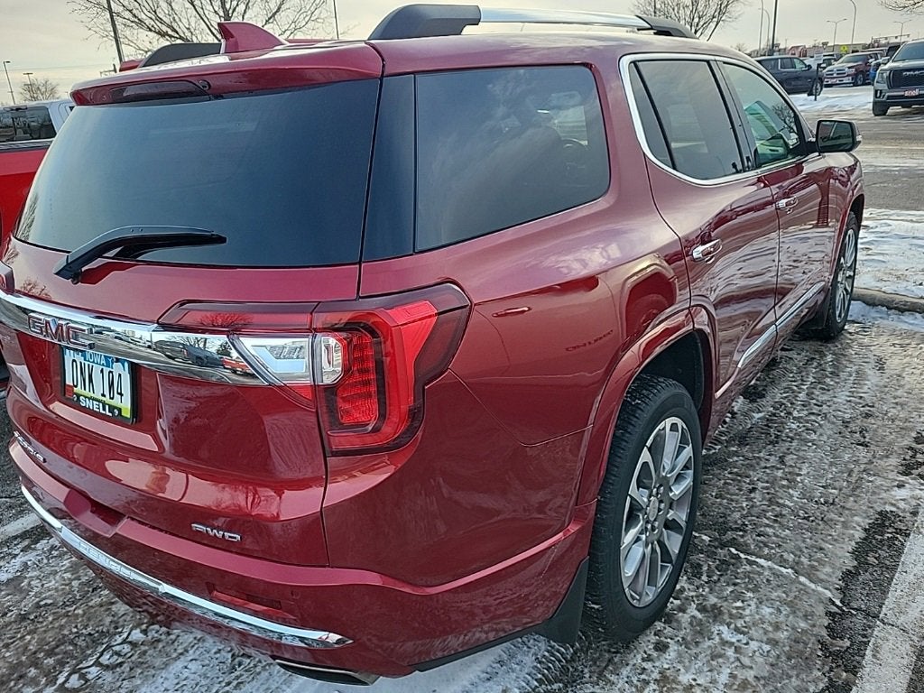 2023 GMC Acadia Denali