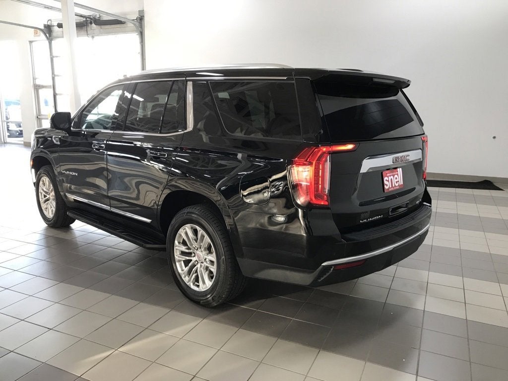 2023 GMC Yukon SLT