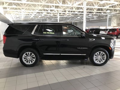 2023 GMC Yukon SLT