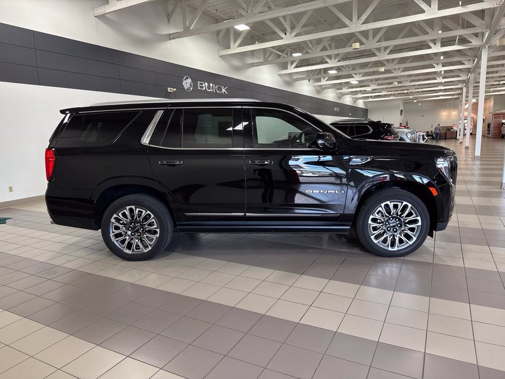 2023 GMC Yukon Denali Ultimate