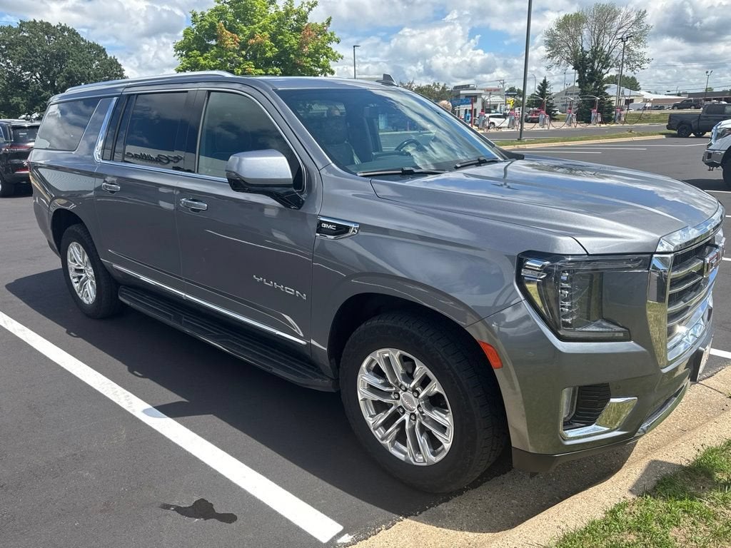 2021 GMC Yukon XL SLT