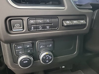 2023 GMC Yukon XL AT4