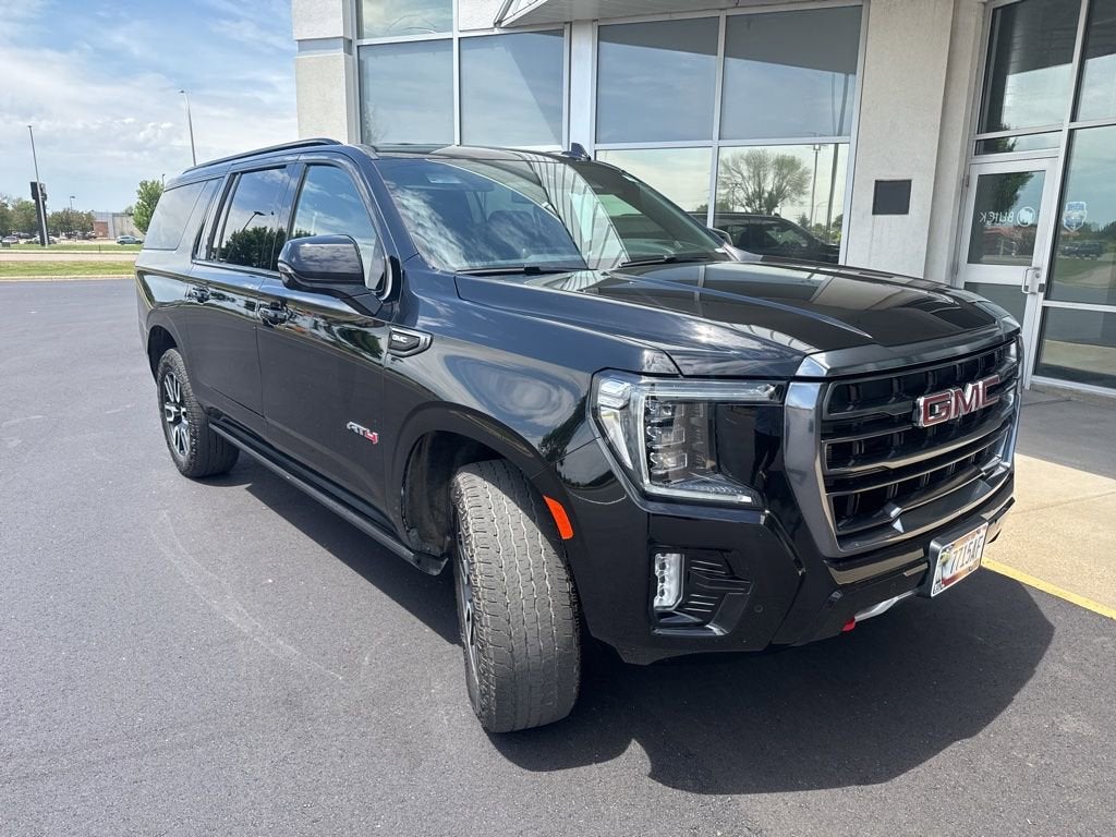 2024 GMC Yukon XL AT4
