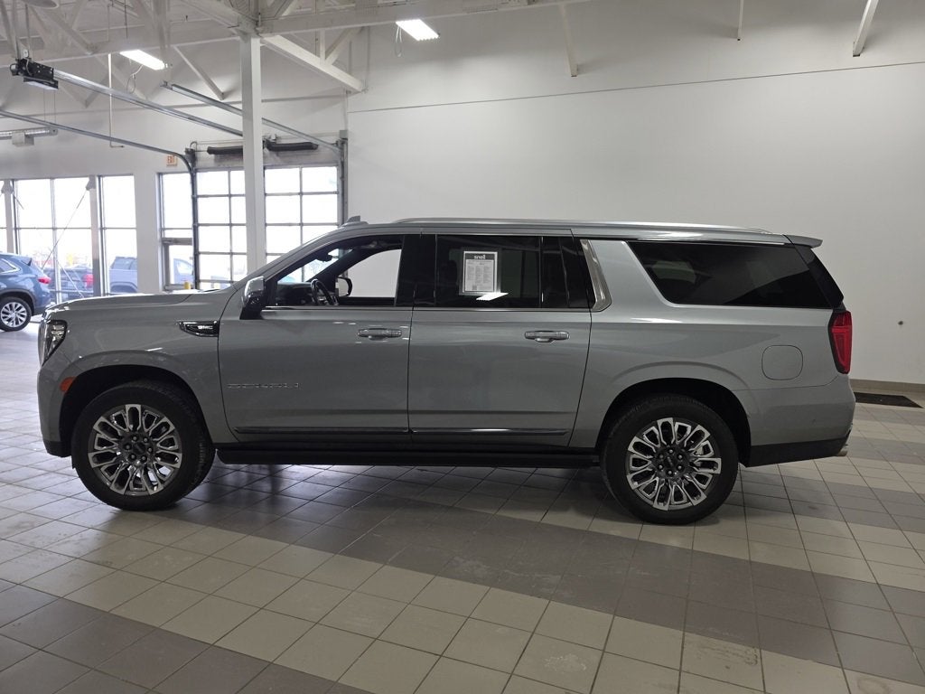 2023 GMC Yukon XL Denali Ultimate