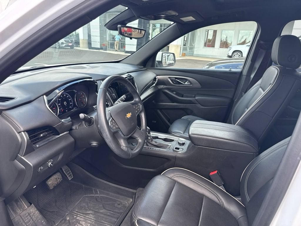 2023 Chevrolet Traverse Premier