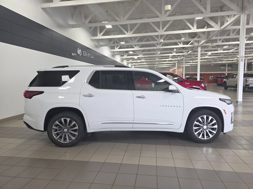 2023 Chevrolet Traverse Premier