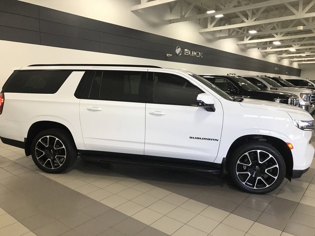 2022 Chevrolet Suburban RST
