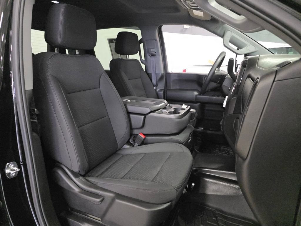 2024 GMC Sierra 3500 HD Pro