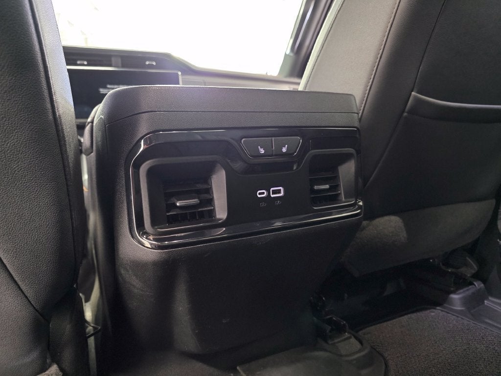 2024 GMC Sierra 3500 HD AT4