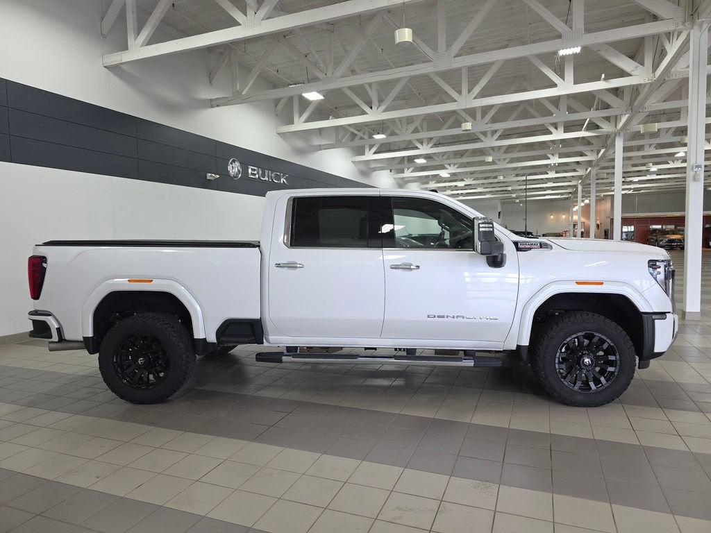2024 GMC Sierra 3500 HD Denali