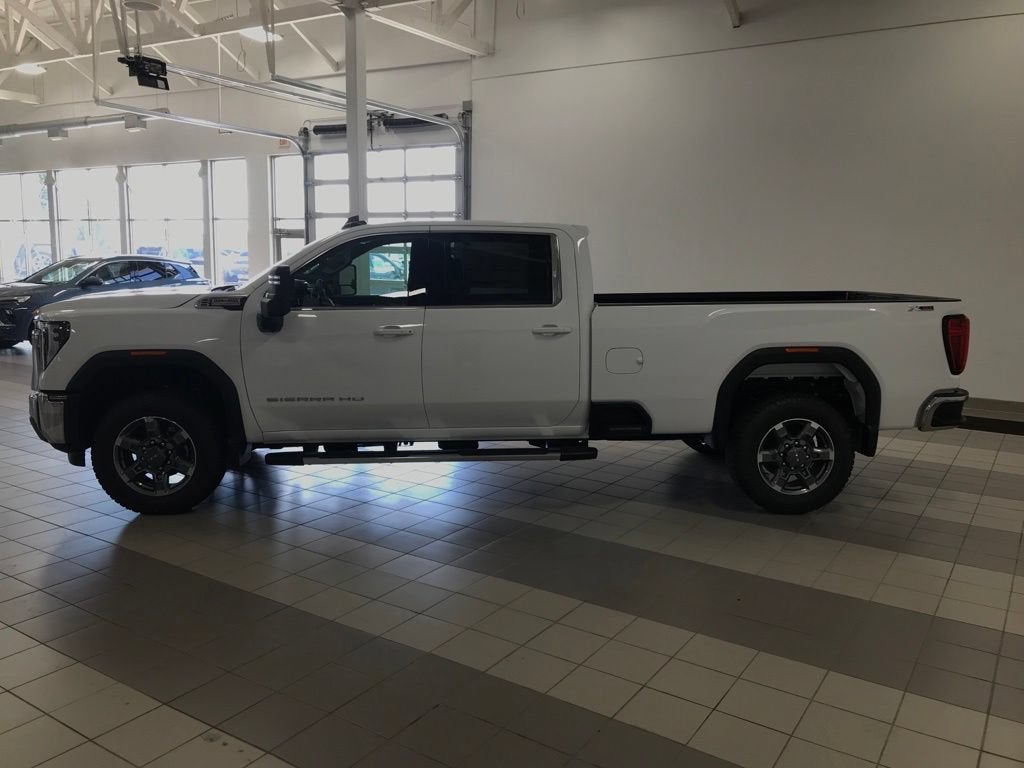 2026 GMC Sierra 3500 HD SLE