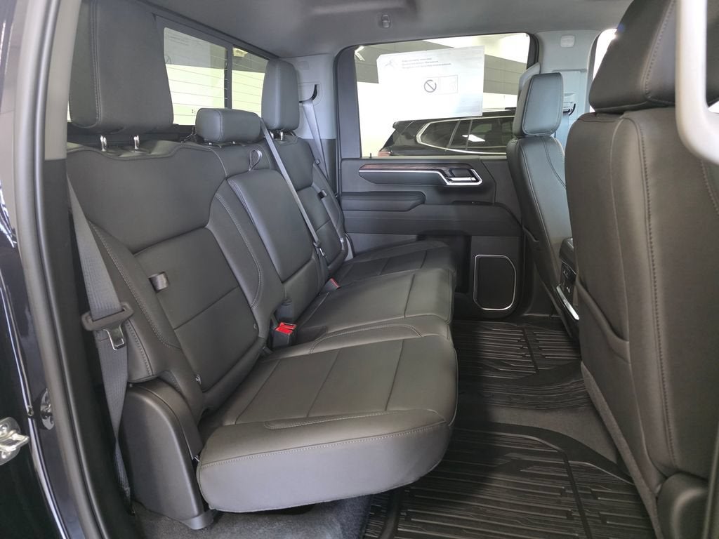 2026 GMC Sierra 3500 HD SLT