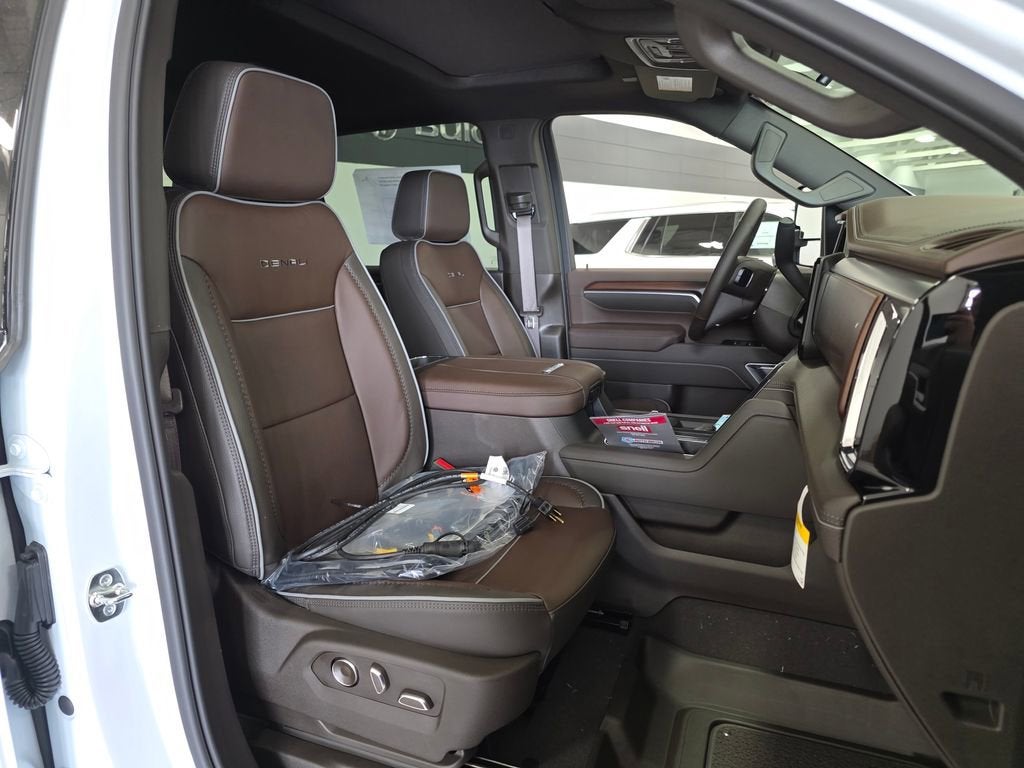2026 GMC Sierra 3500 HD Denali DRW