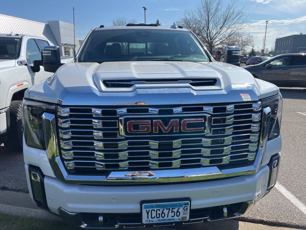 2025 GMC Sierra 3500 HD Denali