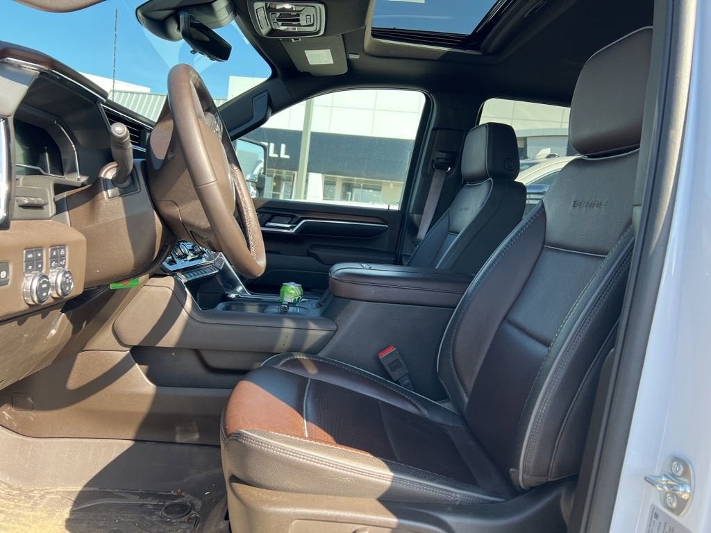 2025 GMC Sierra 3500 HD Denali