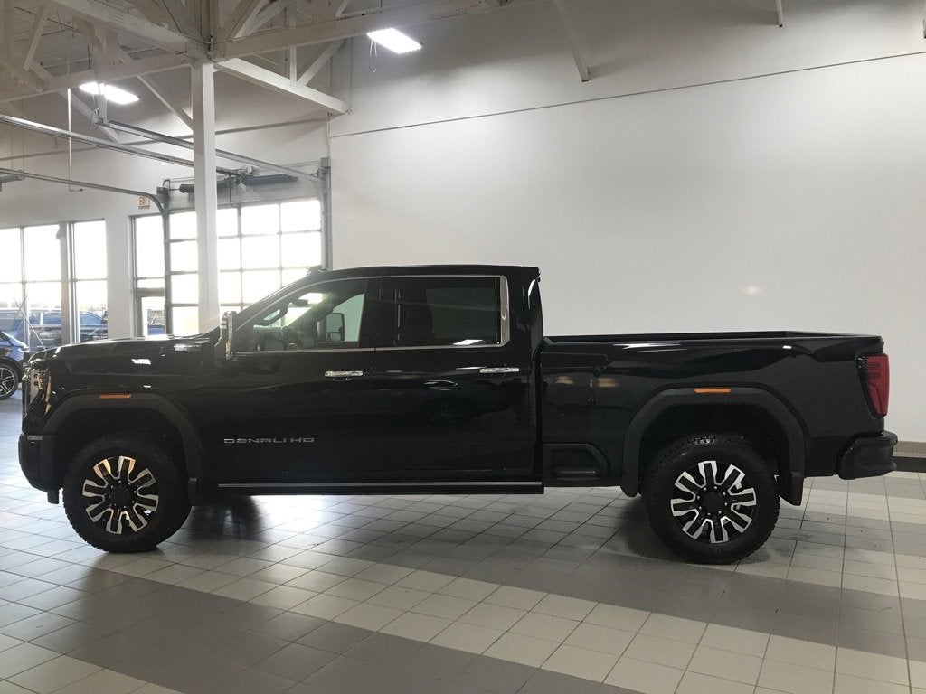 2025 GMC Sierra 3500 HD Denali Ultimate