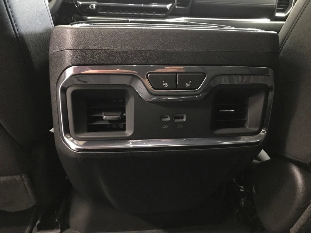 2026 GMC Sierra 1500 SLT - Photo 13