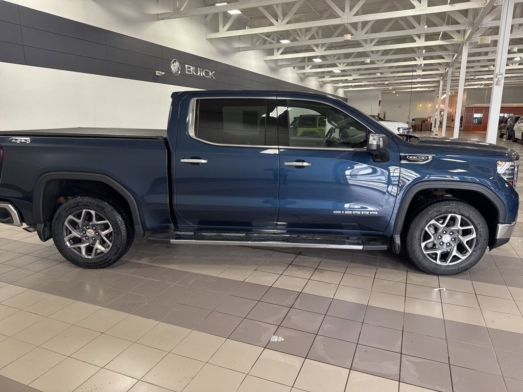 2022 GMC Sierra 1500 SLT