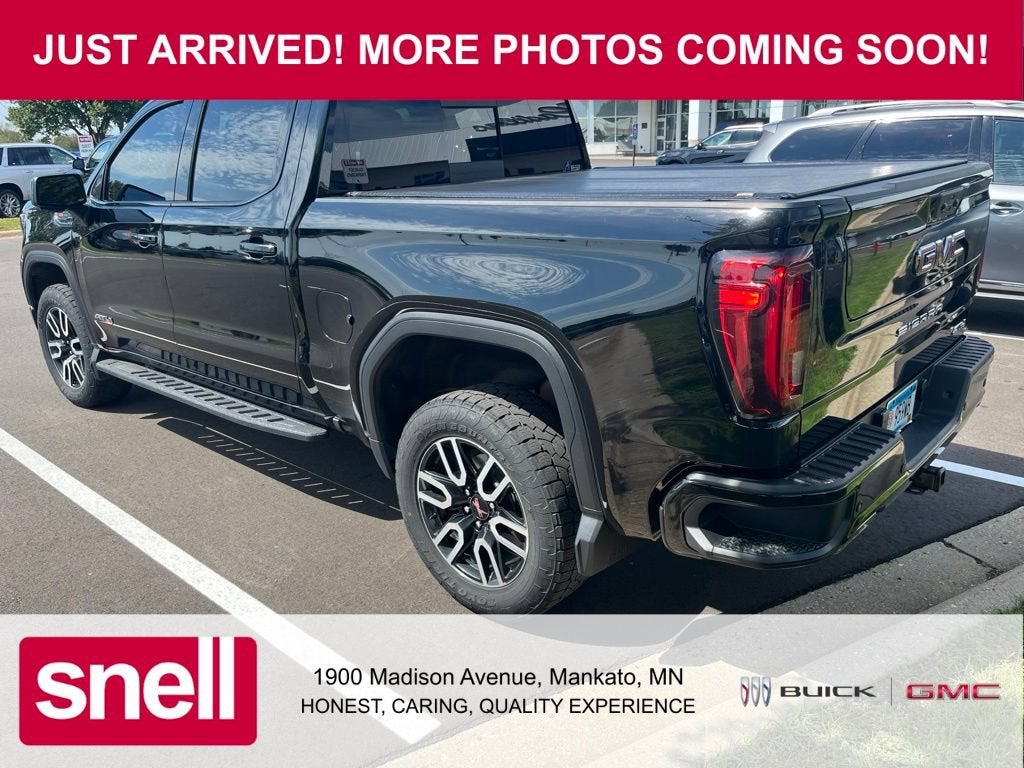 2024 GMC Sierra 1500 AT4