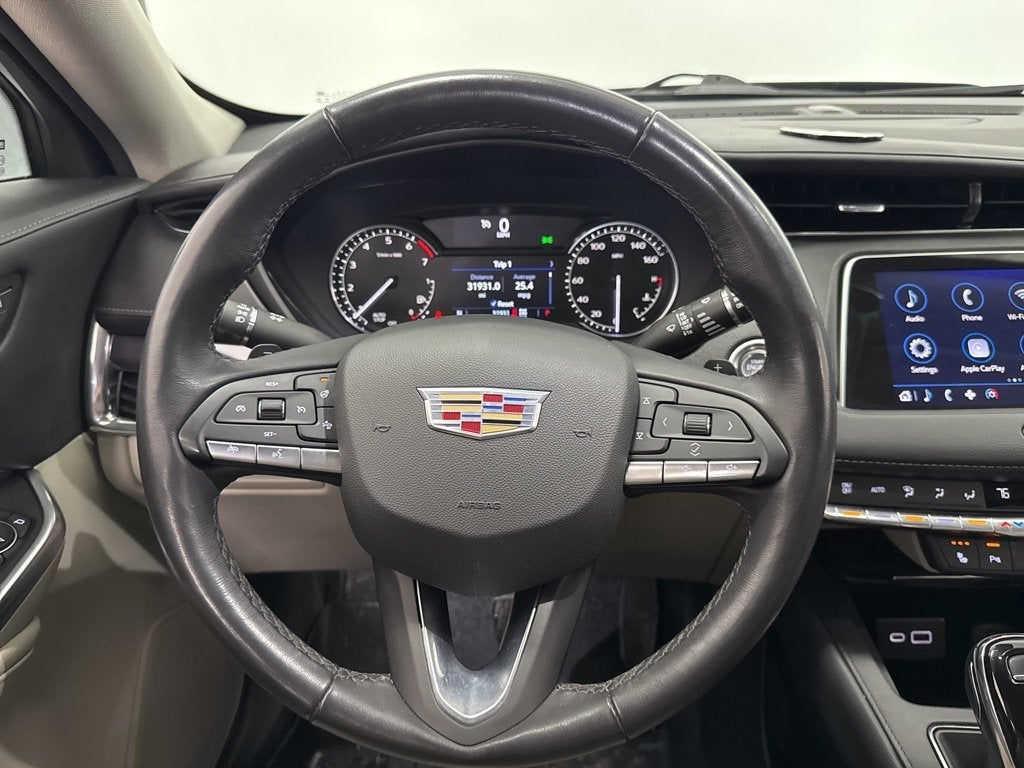 2023 Cadillac XT4 Luxury