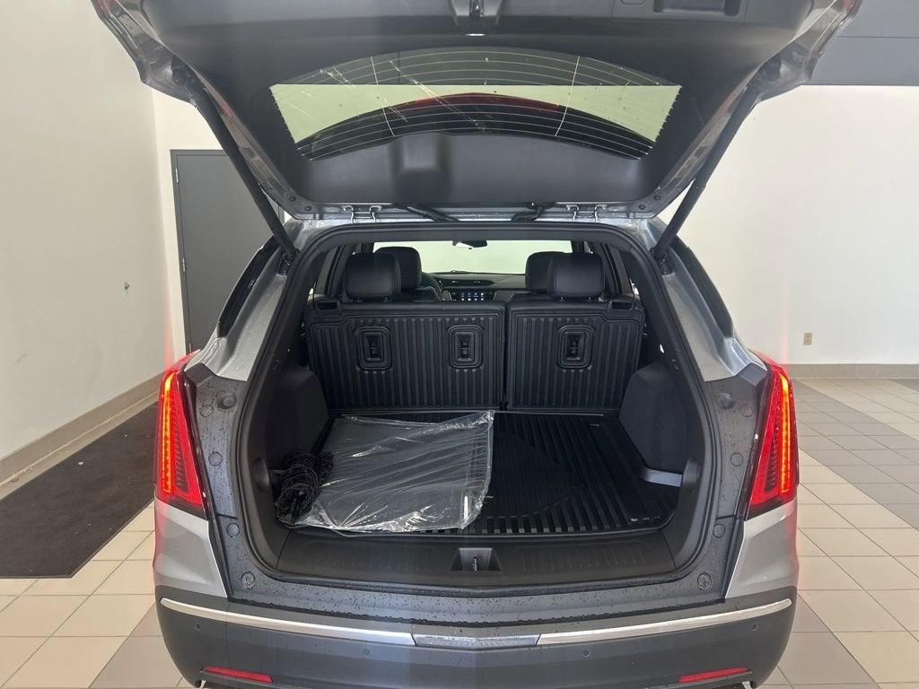 2026 Cadillac XT5 Luxury