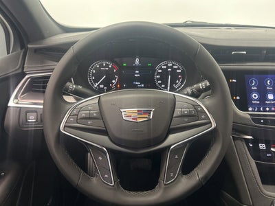 2026 Cadillac XT5 Luxury