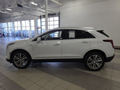 2022 Cadillac XT5 Premium Luxury