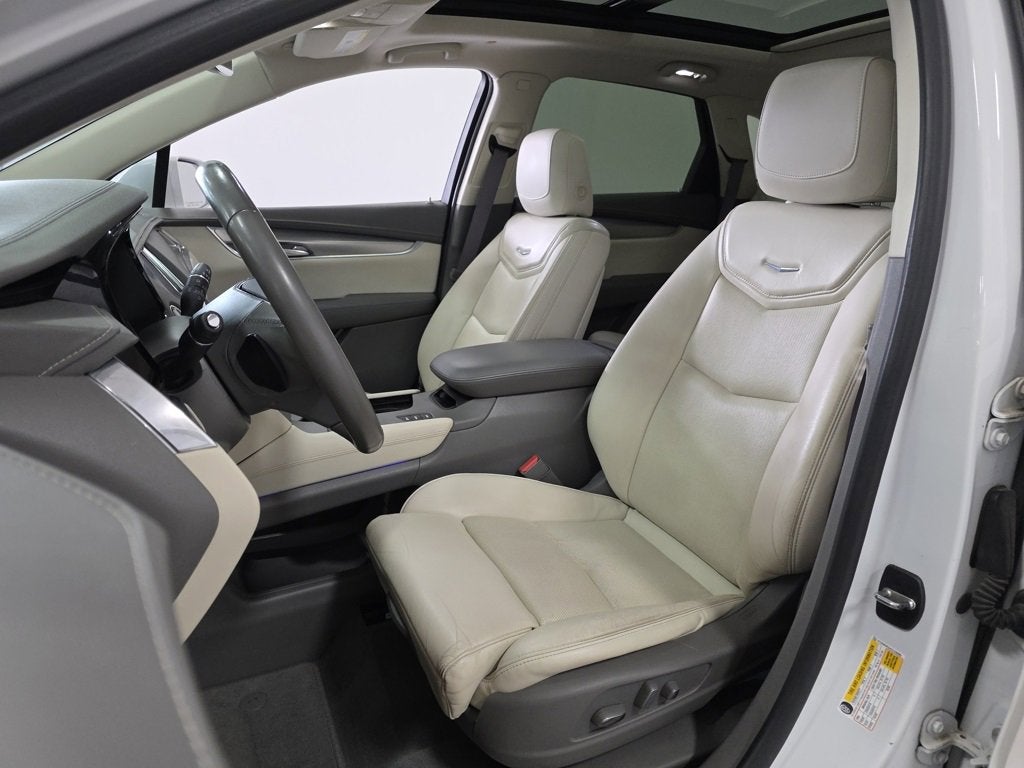 2017 Cadillac XT5 Luxury AWD