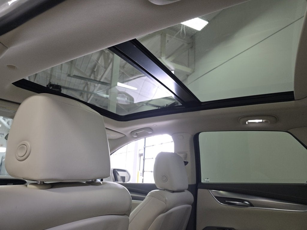 2017 Cadillac XT5 Luxury AWD