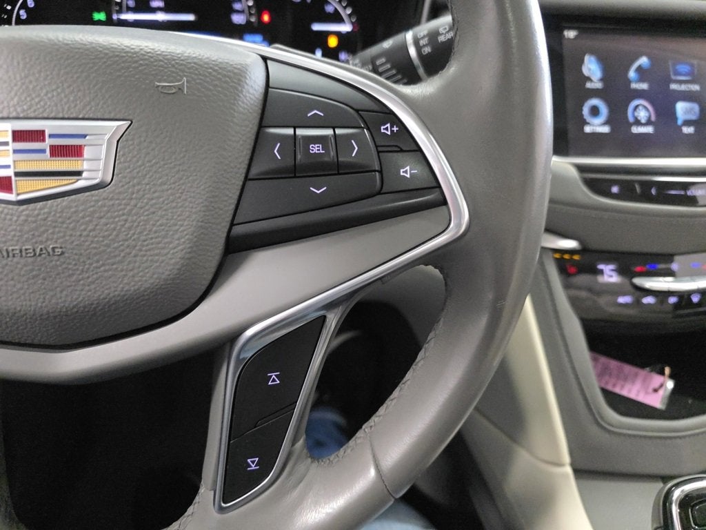 2017 Cadillac XT5 Luxury AWD